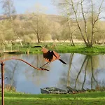 Le Jardin Sauvage Alojamento de Acomodação e Pequeno-almoço 3*