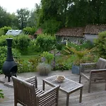 Alojamento de Acomodação e Pequeno-almoço Le Jardin Sauvage 3*